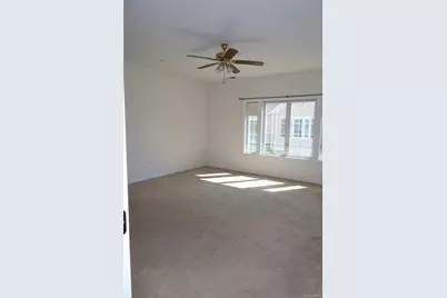 116 Kenneth Court #116, Amityville, NY 11701 - Photo 5