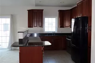 116 Kenneth Ct, Amityville, NY 11701 - Photo 3