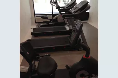 5 Grace Avenue #2J, Great Neck, NY 11021 - Photo 1