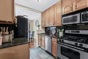 241-20 Northern Blvd, Little Neck, NY 11362 - Photo 15