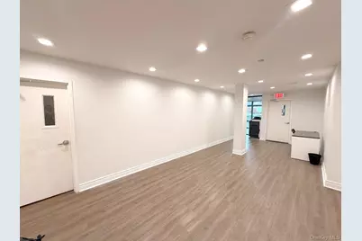 8015 188th Street, Jamaica, NY 11423 - Photo 7