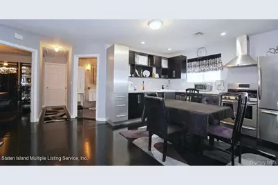 386 Page Avenue, New York, NY 10307 - Photo 21