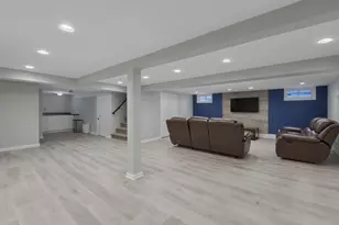 143 Oak St, Amityville, NY 11701 - Photo 13