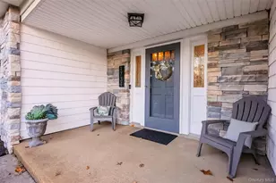 1734 Roberta Ln, Merrick, NY 11566 - Photo 37