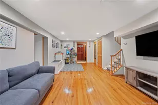 1734 Roberta Ln, Merrick, NY 11566 - Photo 23