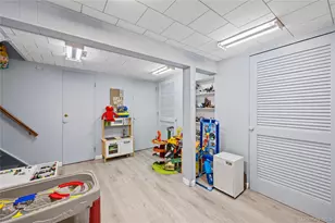 1734 Roberta Ln, Merrick, NY 11566 - Photo 33