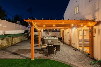 1734 Roberta Lane, Merrick, NY 11566 - Photo 7