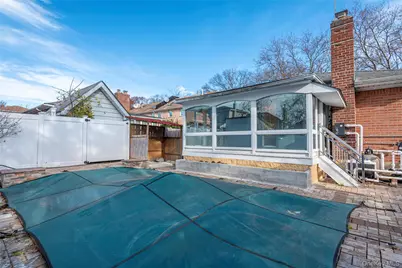 244-19 Grand Central Parkway, Douglaston, NY 11362 - Photo 35