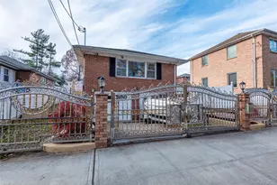 244-19 Grand Central Pkwy, Douglaston, NY 11362 - Photo 39