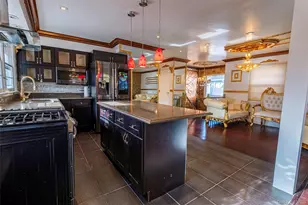 244-19 Grand Central Pkwy, Douglaston, NY 11362 - Photo 7