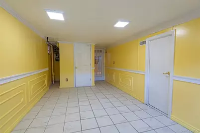 244-19 Grand Central Parkway, Douglaston, NY 11362 - Photo 21