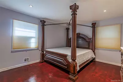 244-19 Grand Central Parkway, Douglaston, NY 11362 - Photo 11