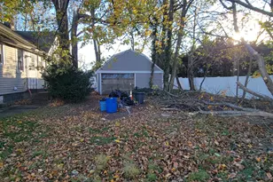 11 45th St, Lindenhurst, NY 11757 - Photo 3