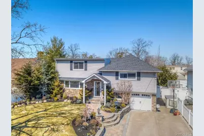 266 Thompson Avenue, Oceanside, NY 11572 - Photo 33