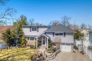 266 Thompson Ave, Oceanside, NY 11572 - Photo 33