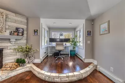 266 Thompson Avenue, Oceanside, NY 11572 - Photo 11