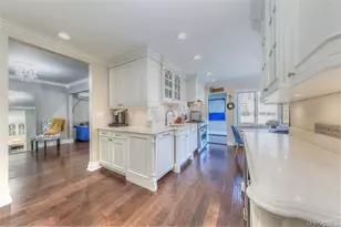 266 Thompson Ave, Oceanside, NY 11572 - Photo 13