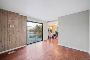 273 Delaware Ave, Bay Shore, NY 11706 - Photo 25