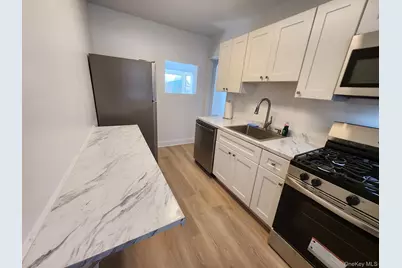 264-37A Langston Avenue #A, Glen Oaks, NY 11004 - Photo 7