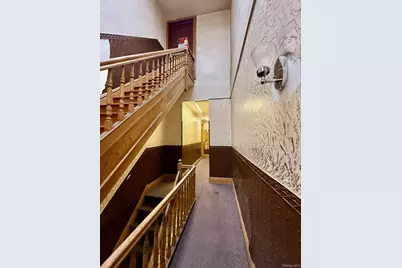 2052 Gates Avenue, Ridgewood, NY 11385 - Photo 9