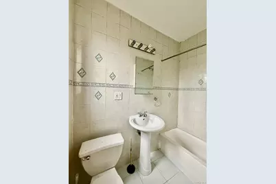 2052 Gates Avenue, Ridgewood, NY 11385 - Photo 17