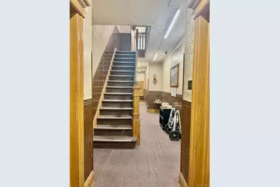 2052 Gates Avenue, Ridgewood, NY 11385 - Photo 5