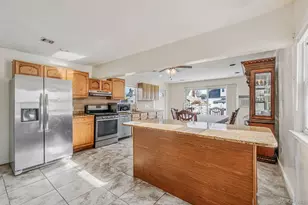 18 Jasper St S, Valley Stream, NY 11580 - Photo 9