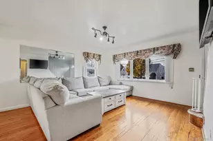 18 Jasper St S, Valley Stream, NY 11580 - Photo 5