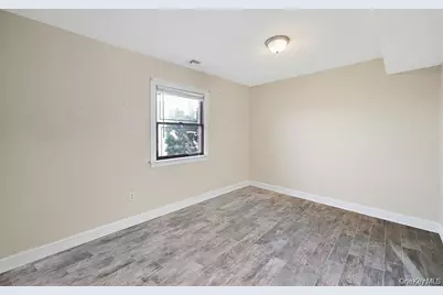 745 S 9th Street, Lindenhurst, NY 11757 - Photo 33