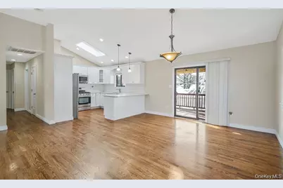 745 S 9th Street, Lindenhurst, NY 11757 - Photo 11