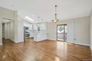 745 S 9th St, Lindenhurst, NY 11757 - Photo 11