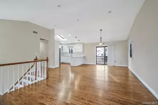 745 S 9th St, Lindenhurst, NY 11757 - Photo 9