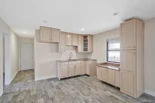 745 S 9th St, Lindenhurst, NY 11757 - Photo 31