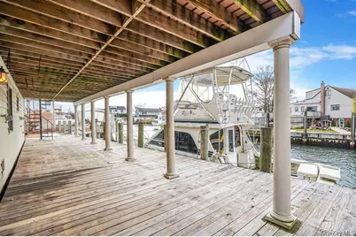 745 S 9th Street, Lindenhurst, NY 11757 - Photo 35