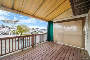 745 S 9th St, Lindenhurst, NY 11757 - Photo 41