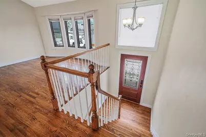 745 S 9th Street, Lindenhurst, NY 11757 - Photo 5