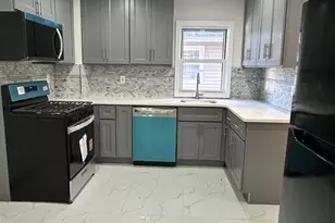 119-60 177th St, Saint Albans, NY 11434 - Photo 7