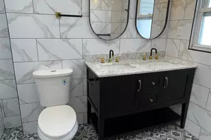 238-11 148th Dr, Rosedale, NY 11422 - Photo 9