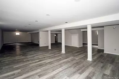 127 Berkshire Road, Rockville Centre, NY 11570 - Photo 21