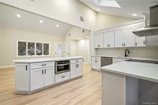 1 Upper Ln, Centerport, NY 11721 - Photo 11