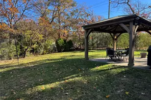 39 North Rd, Hampton Bays, NY 11946 - Photo 3