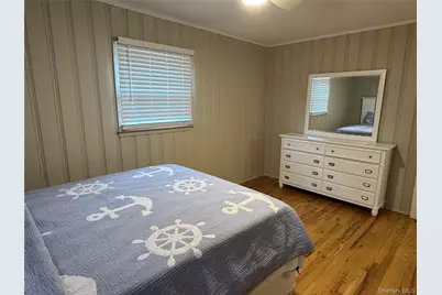 39 North Rd., Hampton Bays, NY 11946 - Photo 9