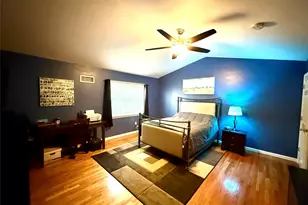 142 Pinebrook Dr, Hyde Park, NY 12538 - Photo 13