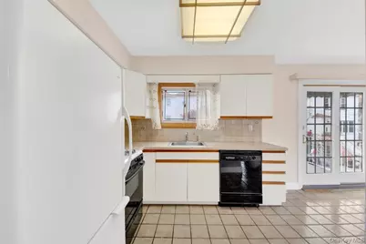 537A Ellsworth Avenue, Bronx, NY 10465 - Photo 11