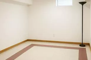 243 Cushing Ave, Williston Park, NY 11596 - Photo 7