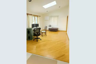 243 Cushing Avenue, Williston Park, NY 11596 - Photo 3