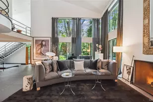 7 Folie Ct, Manhasset, NY 11030 - Photo 7