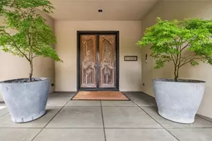 7 Folie Ct, Manhasset, NY 11030 - Photo 3