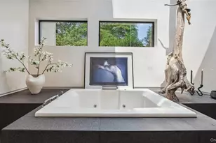 7 Folie Ct, Manhasset, NY 11030 - Photo 21