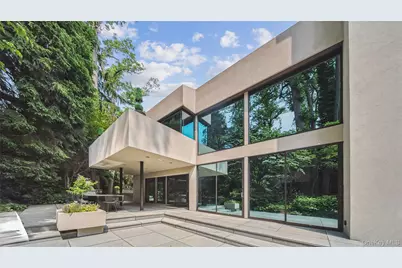 7 Folie Court, Manhasset, NY 11030 - Photo 37